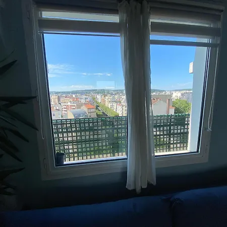 Dernier Etage Terrasse Pte St Coud Apartment *